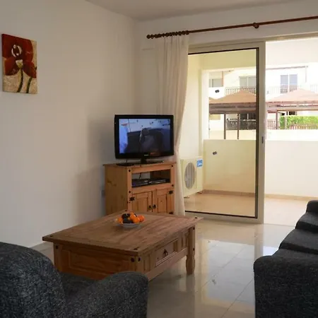 2 Bedroom Poolside E9 Peyia