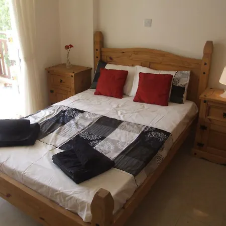 2 Bedroom Poolside E9 * Peyia